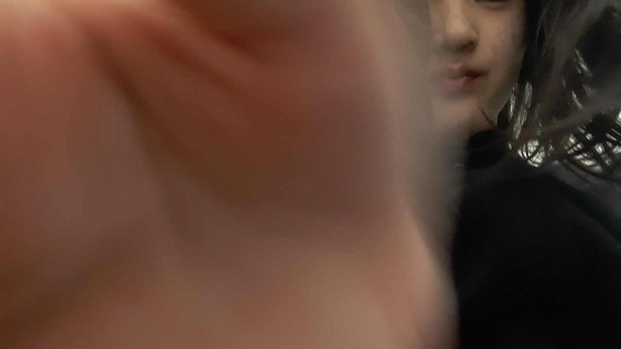 엄마한테 들킬뻔한 영상