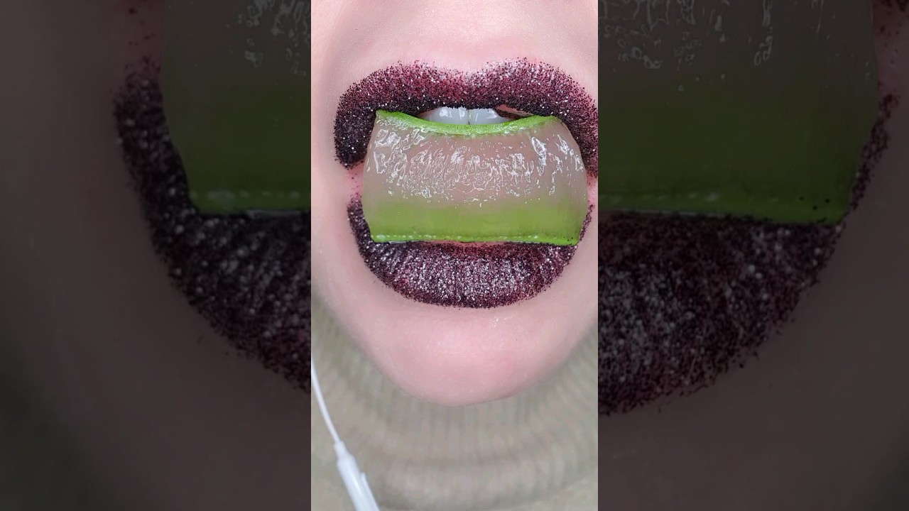 ASMR Satisfying Eating Crunchy Fresh Aloe #aloevera #crunchy #asmr