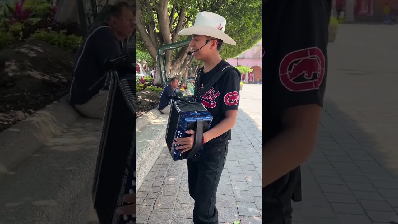 Regalé serenata en la calle… y pasó algo que no esperaba 🎤 #videoviral