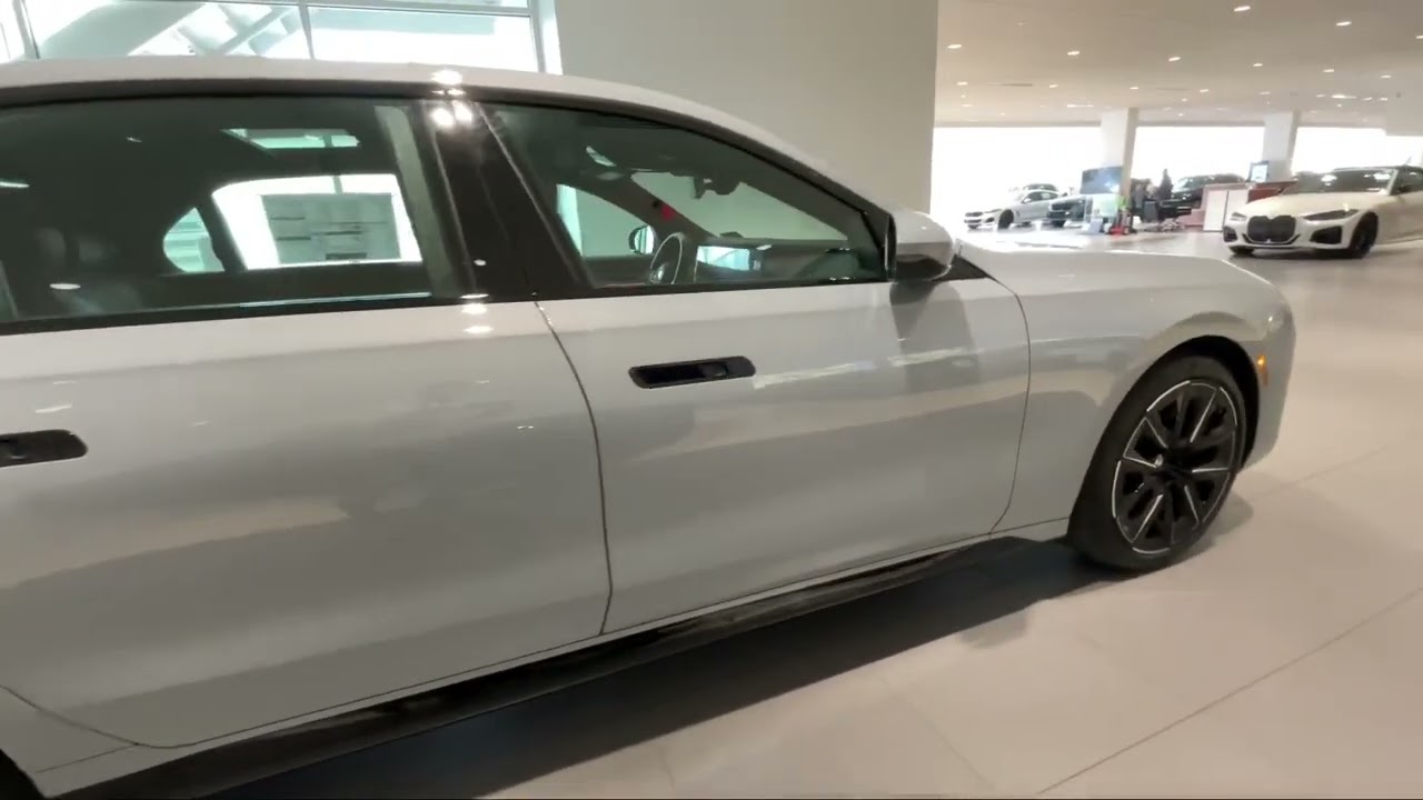 BMW of the Main Line - 2023 BMW 760i