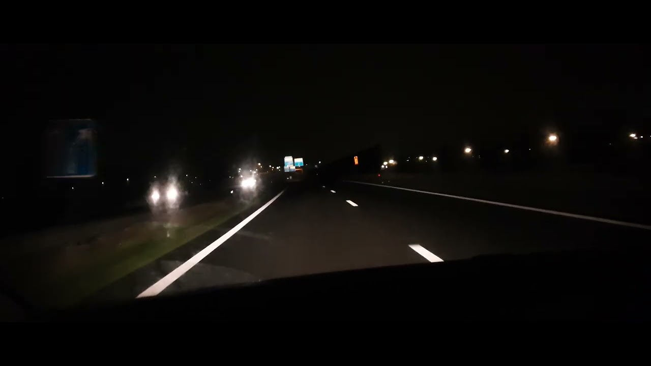 Volkswagen UP #life #poland #night #driving #car #music #polska #nightlife #netherlands #nightdrive