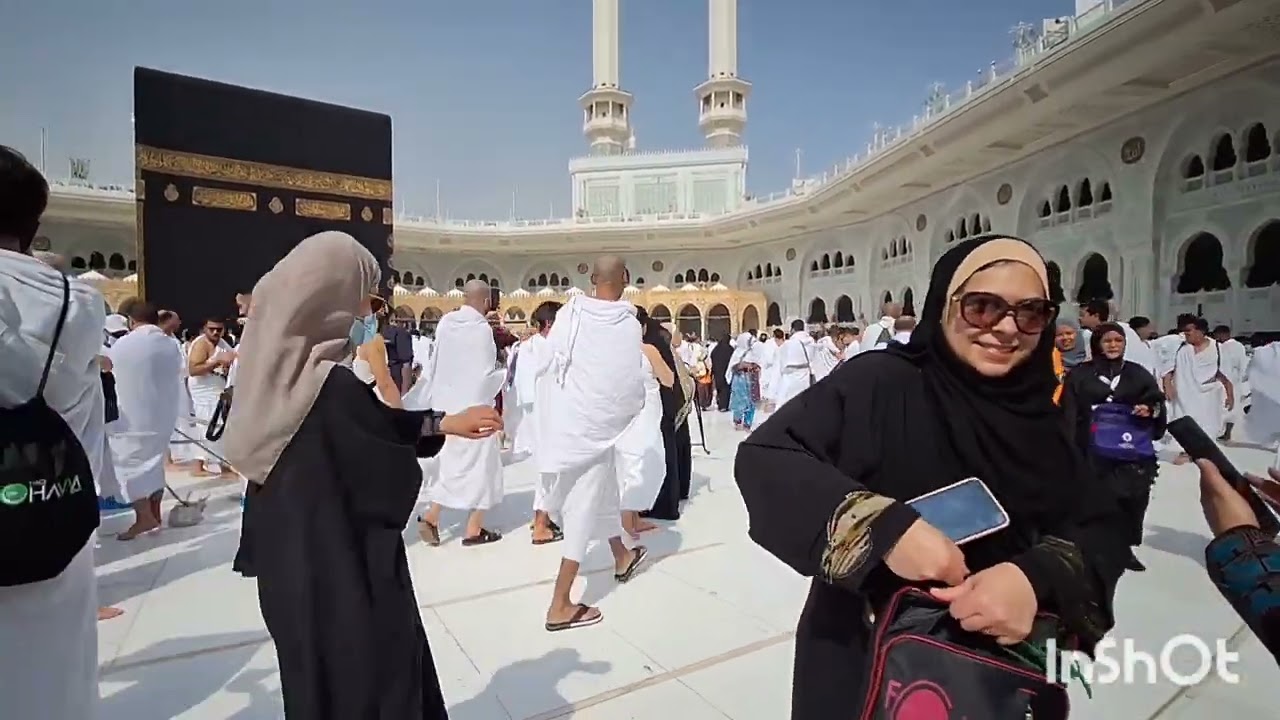 صلاه الجمعه في الحرام انا وصاحبتي الله يتقبل لينا وليكم وجميع المسلمين🤲🕋🕋🕋