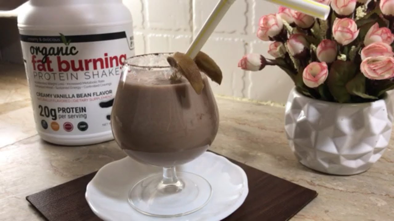 Chickoo Milkshake Recipe | Creamy & Healthy Sapodilla Shake at Home