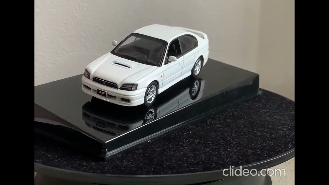 Subaru Legacy B4 (1999). AutoArt. 1:43