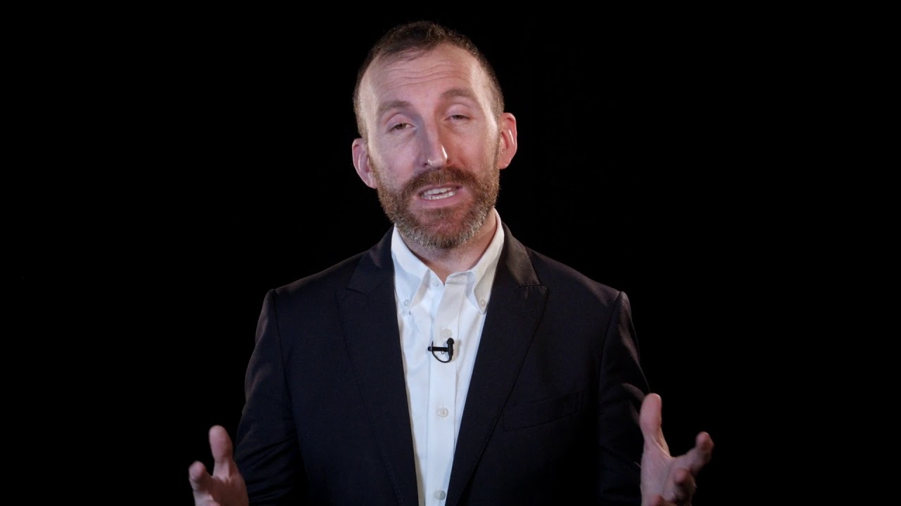 Customer Service: Body Language - Owen Fitzpatrick