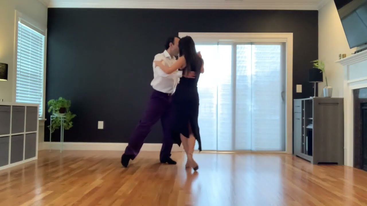 Argentine Tango Vocabulary: Enganches
