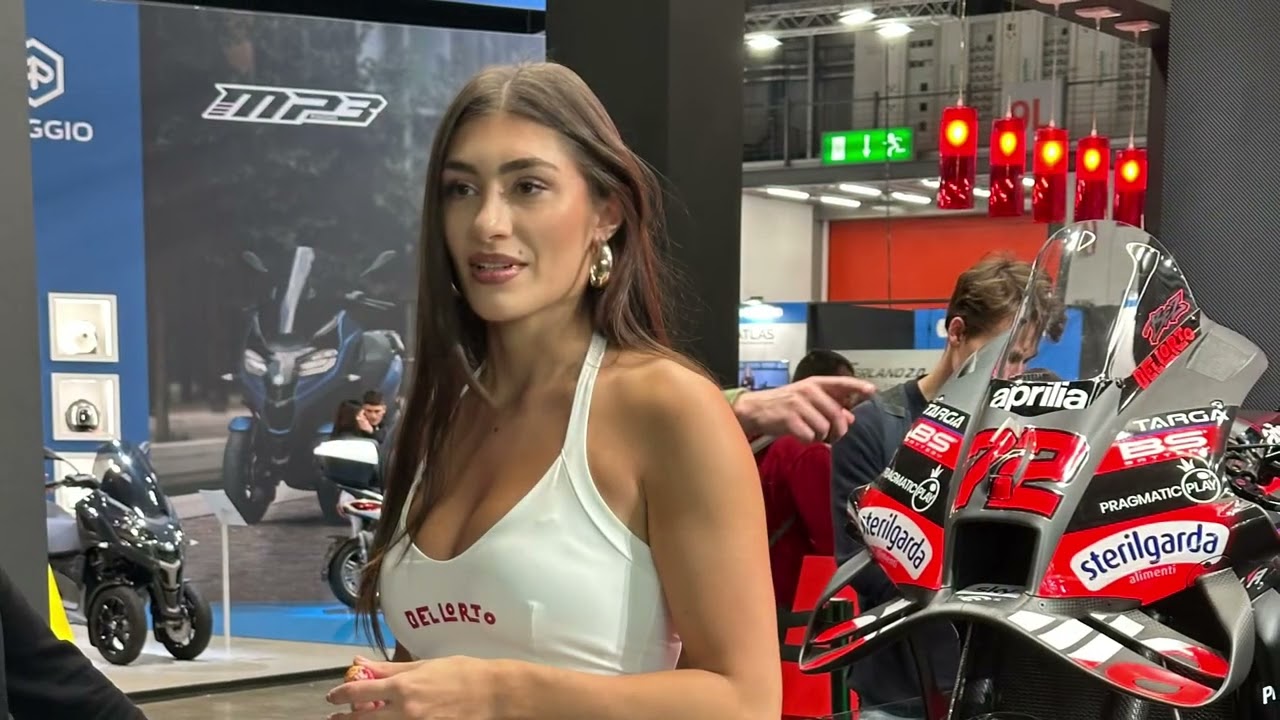 REGINA DI VETRO