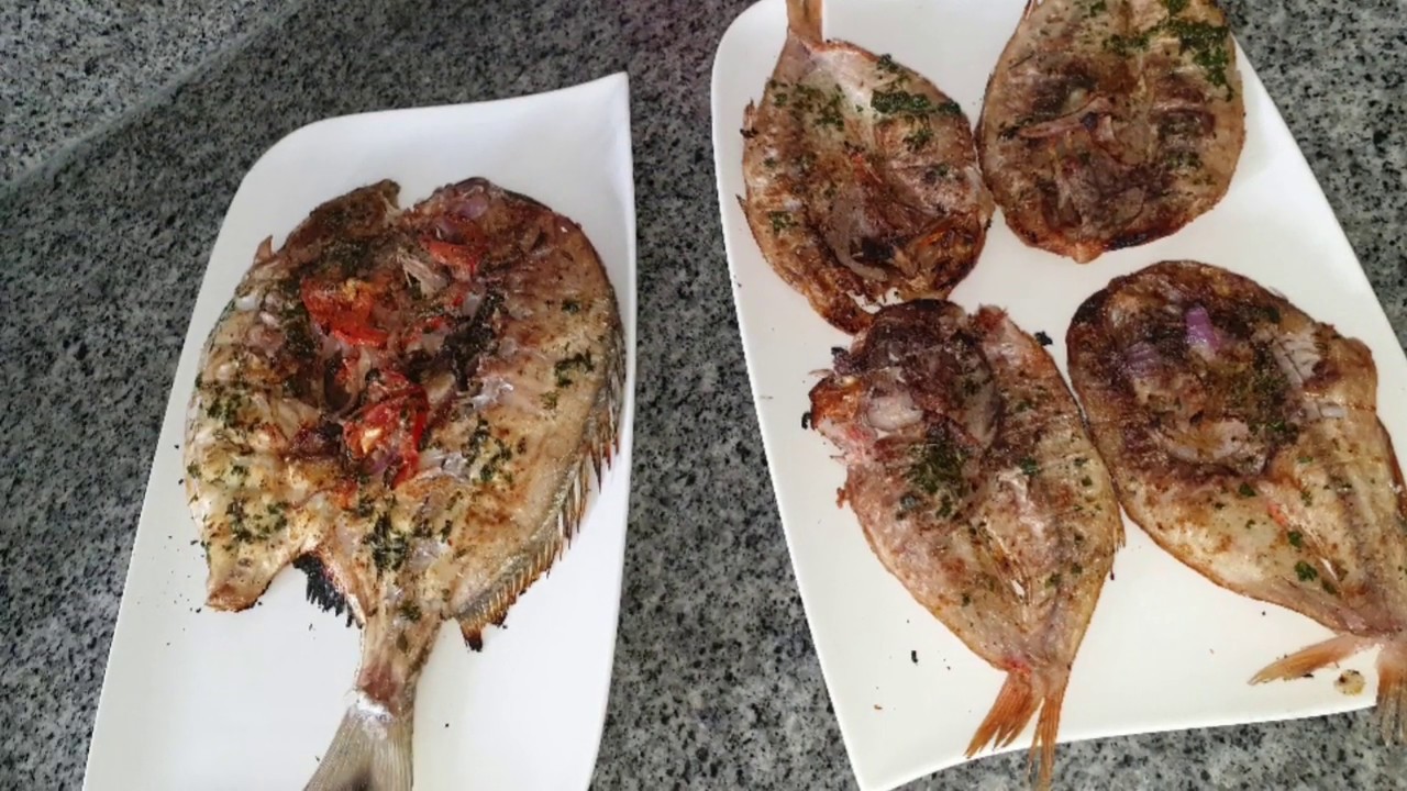 الحوت فوق الشواية روعة 🐟🐟شرمولة يا سلام غادي تفكروني😋😋