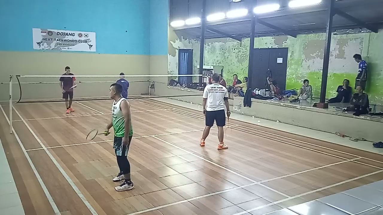 (CELENG/KUSMIN VS HAJI/ERRIE) LATIHAN VERSAMA BADMINTON KOK KEDOT GOR PRINGGODANI MAPER