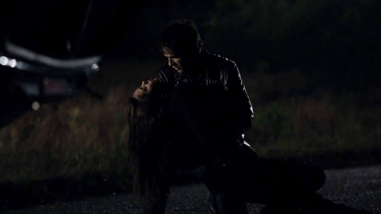 TVD 1x11 | Damon saves Elena after a car crash | Delena Scenes HD