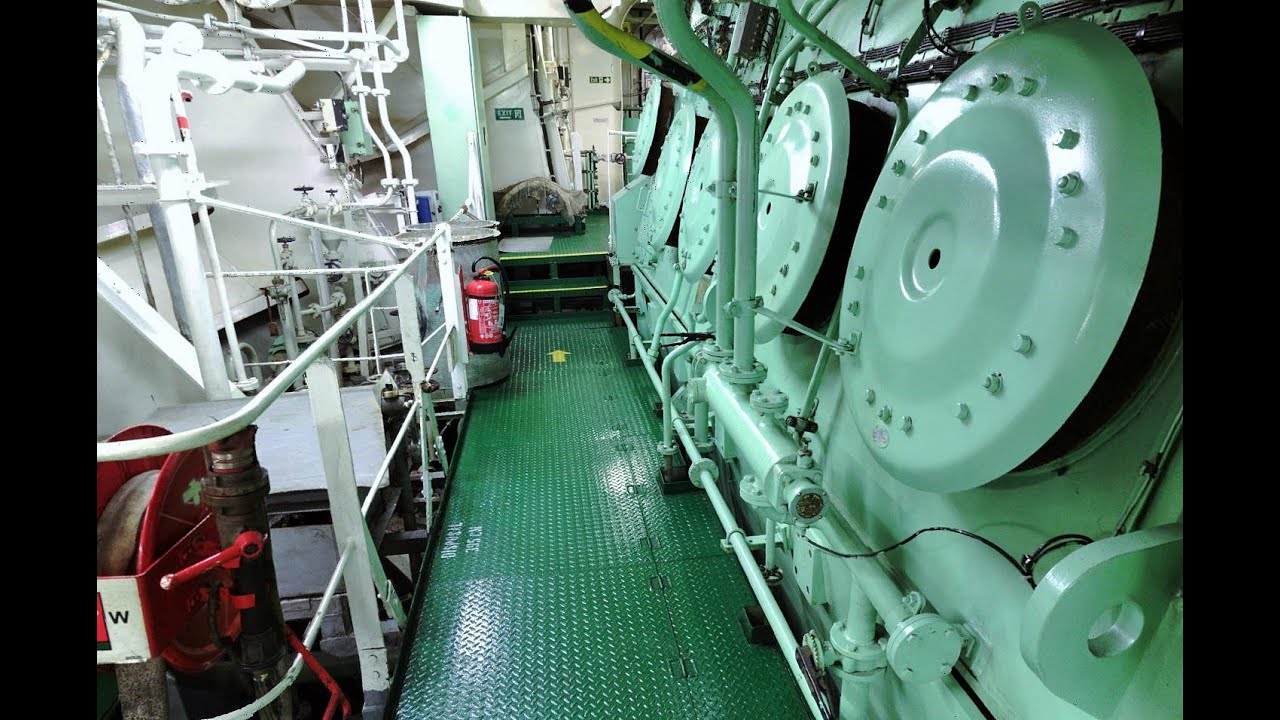 3D Laser Scanning Engine Room for BWTS Retrofit - Container ship 18860 t