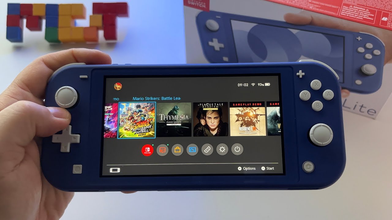 Nintendo Switch Lite в 2025 году | Распаковка и обзор Switch Lite Blue