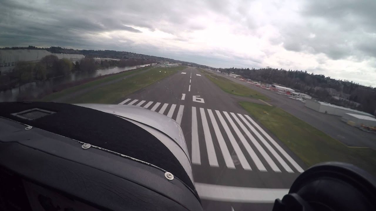 Quick hop from Boeing Field (BFI) to Renton (RNT) in a Cessna 182