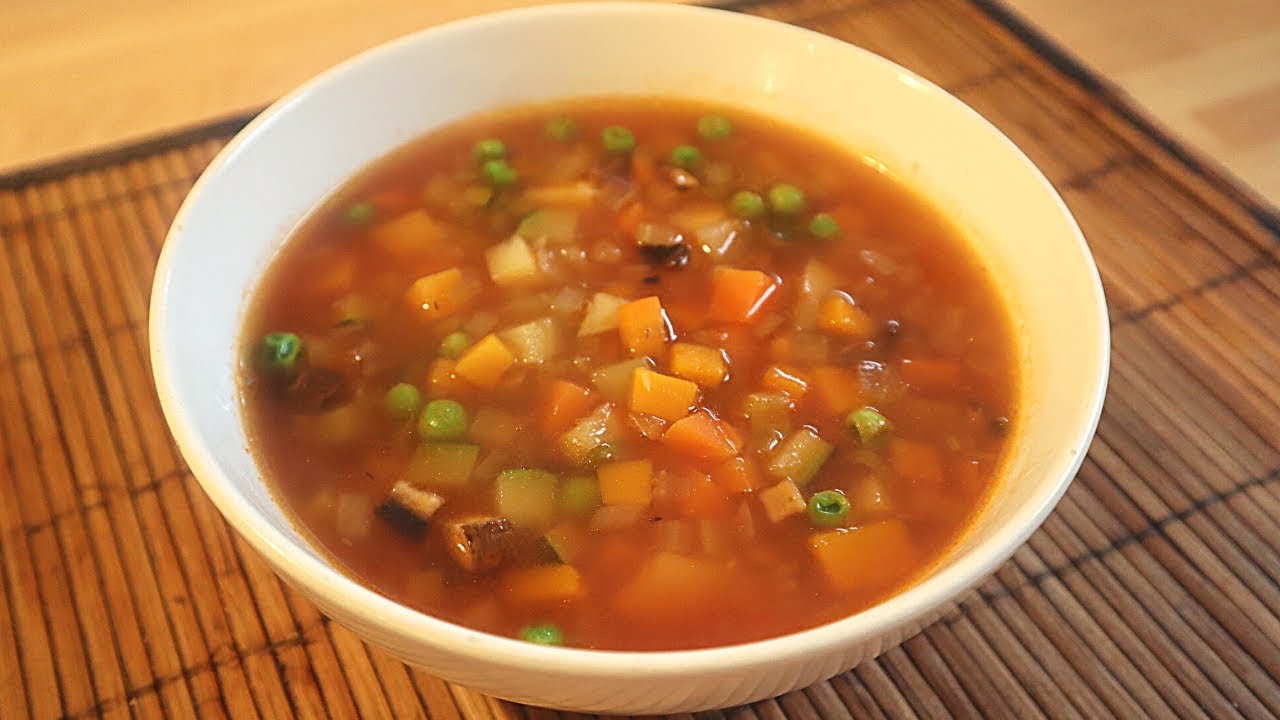 Sopa Minestrone Italiana - Sopa de Verduras Vegana - Chef Elias Marin