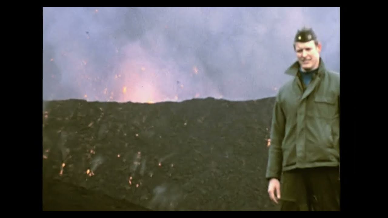 Volcano : 1973 Eruption and Evacuation of Heimaey, Iceland