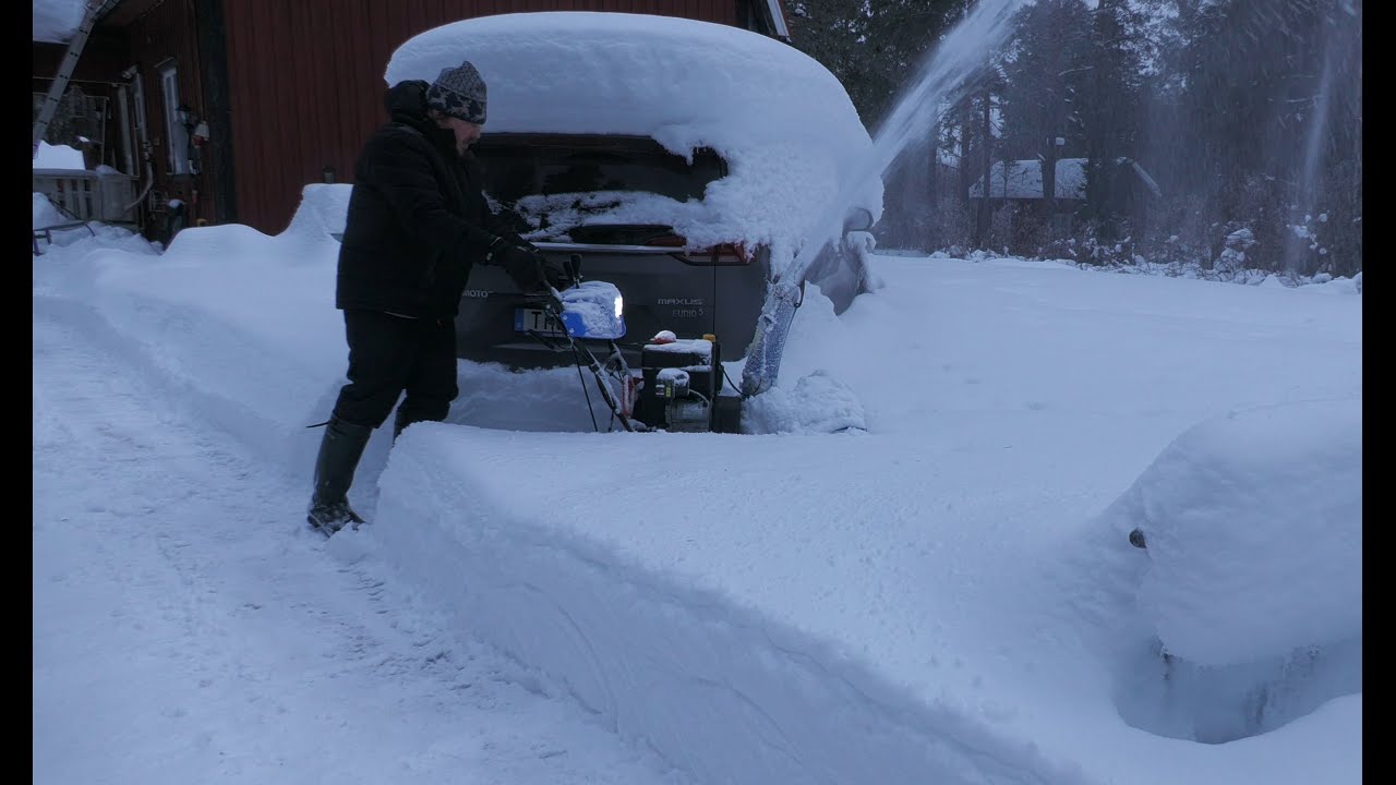 Kör Biltema ST11002 Snöslungan (samma som AL-KO SnowLine 700E)