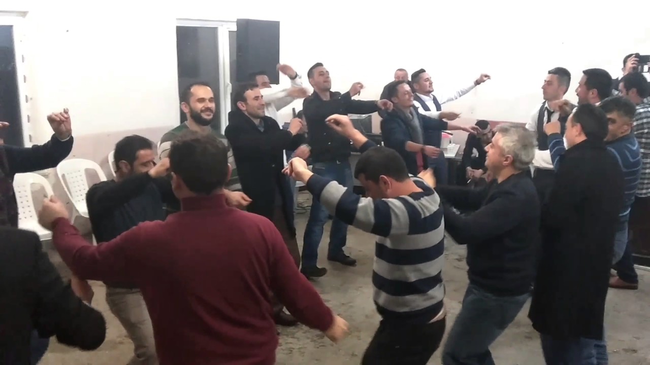 Bolu Dörtdivan çavuşlar mahallesi Kanber Yaman nın  düğünü 10 aralık 2016 kına gecesi