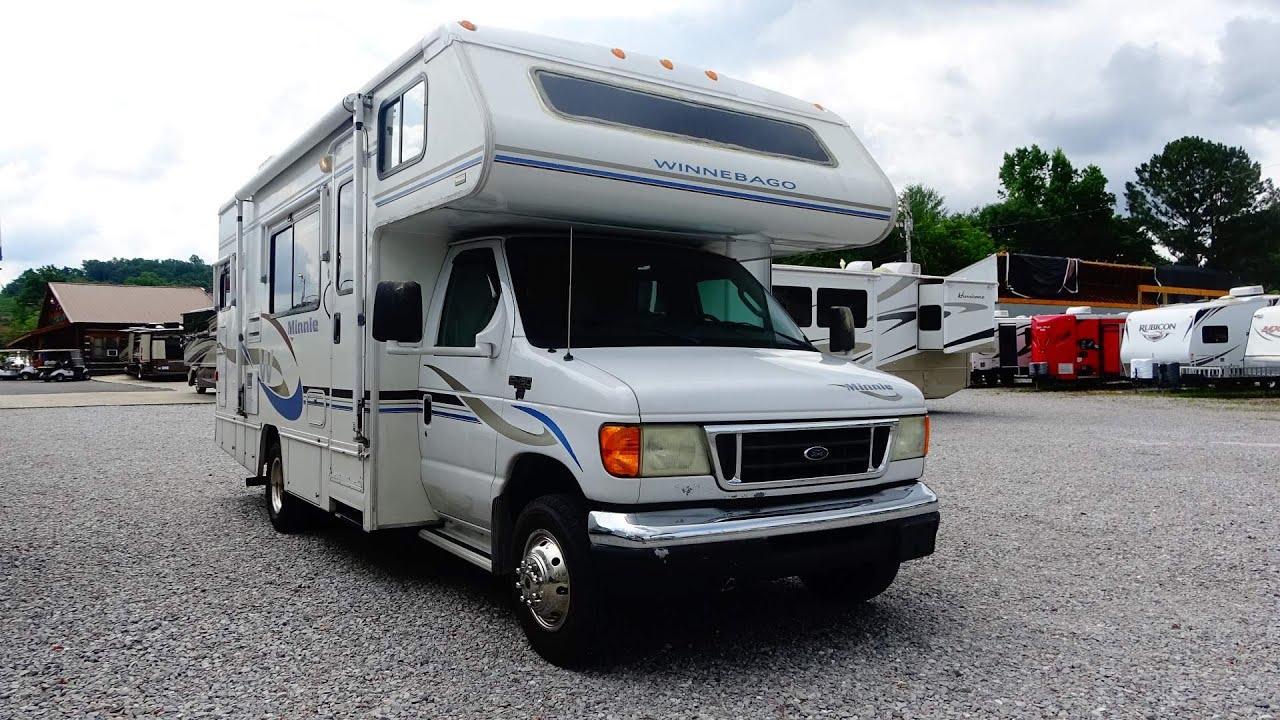 Deal Pending! 2004 Winnebago Minnie Winnie 24F  Class C, Slide, 39K MIles, Fiberglass Roof, $21,900
