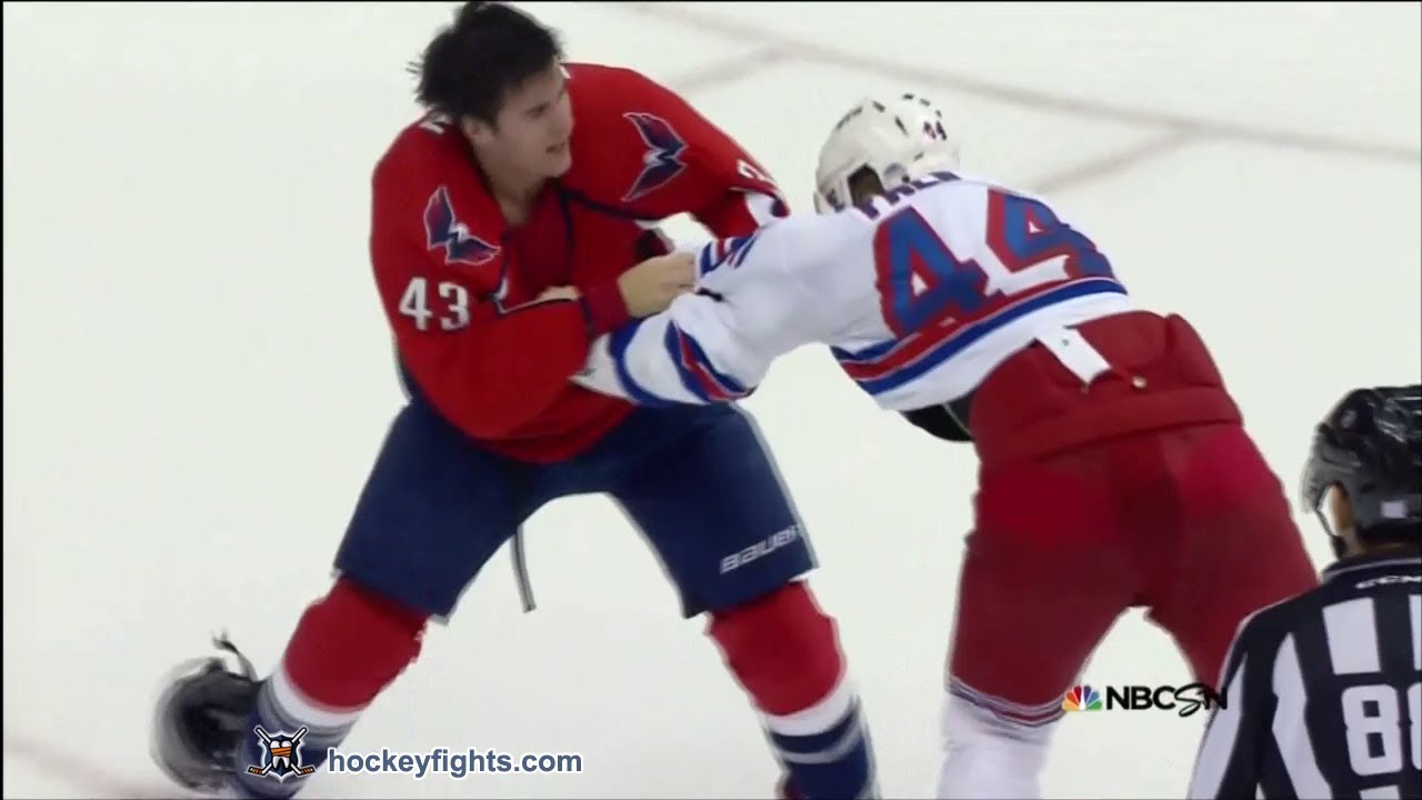Justin Falk vs Tom Wilson Oct 16, 2013