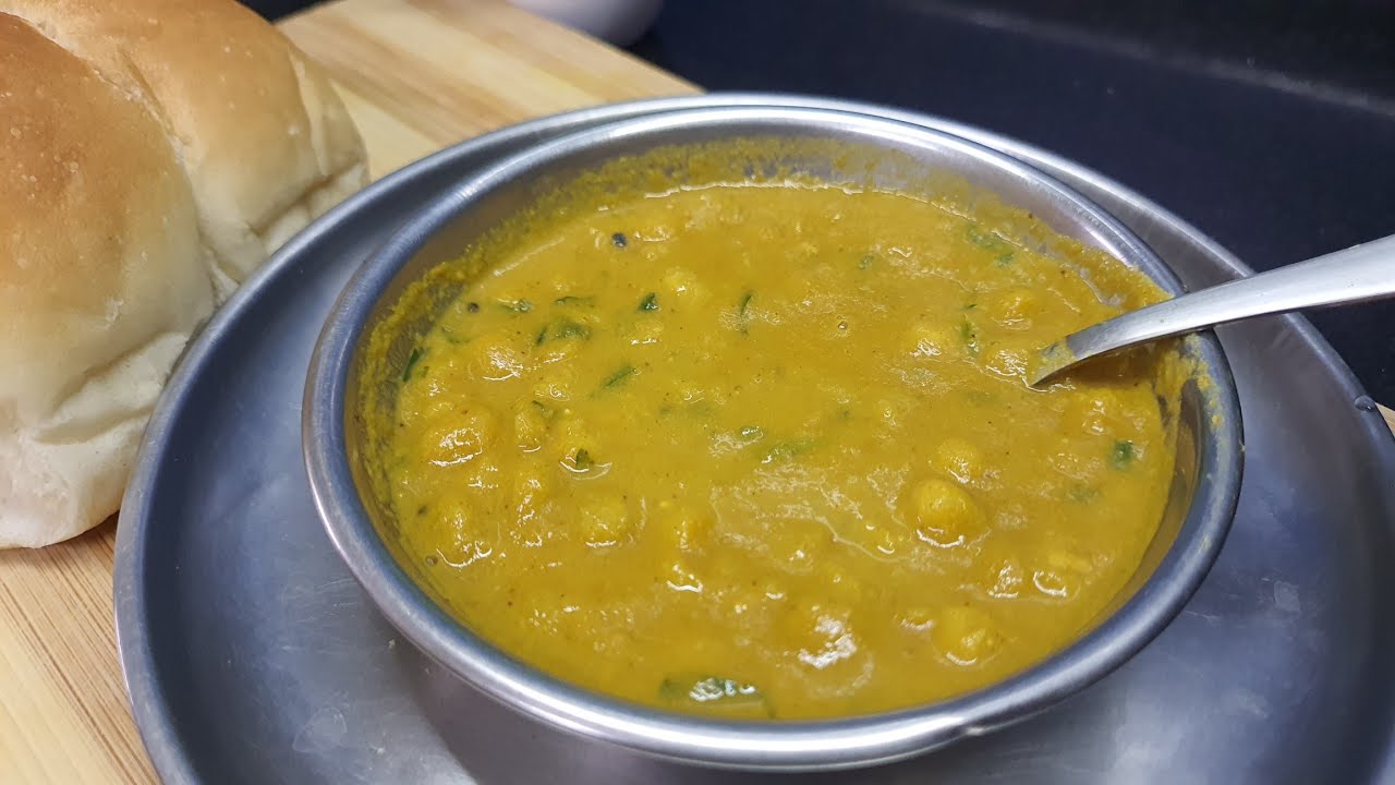 Goan Chana Bhaaji | Vatana Bhaaji | White Peas Curry