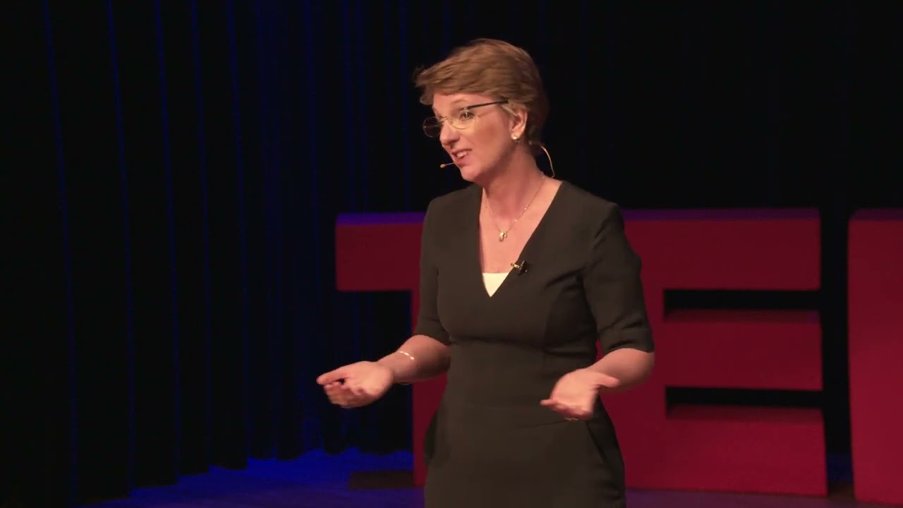 How to walk your talk | Nienke van Bezooijen | TEDxTwenteU