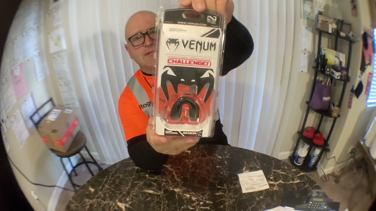 Venum Challenger Mouth guard / unboxing review / ROGER WALDMAM / MMA / BJJ/KICKBOXING