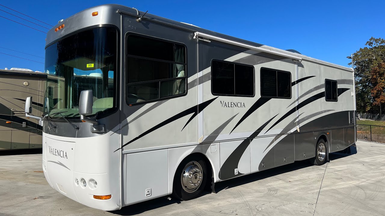 2006 MANDALAY VALENCIA 36FT PRE DEF 5.9L CUMMINS 10K TOWING $39,950
