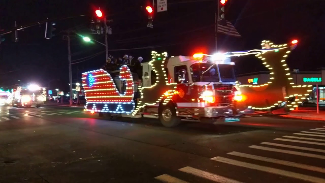 Smithtown's FD Holiday Parade