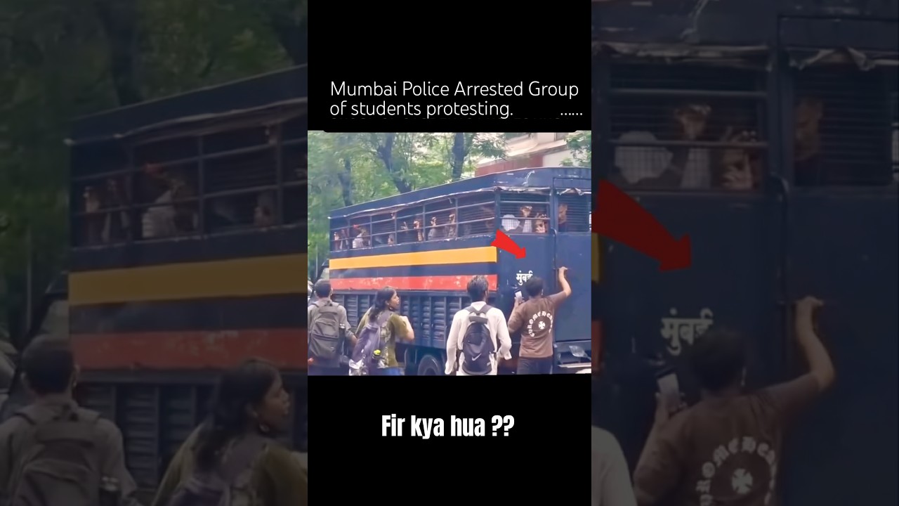This moment Turned out to be helpful yet funny #protest #viral #studentsprotest #mumbai #funnyshorts