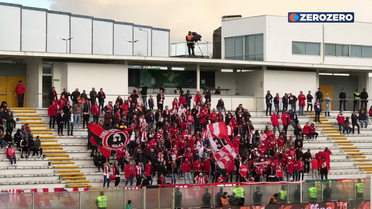 QUE SHOW! Adeptos do Desportivo das Aves dão espetáculo em casa do Moreirense