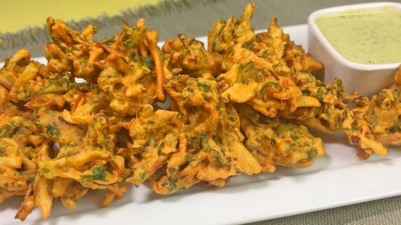 Crispy Aloo Pakora Recipe Potato Pakoda | Delicious Crispy Potato | Holi Special