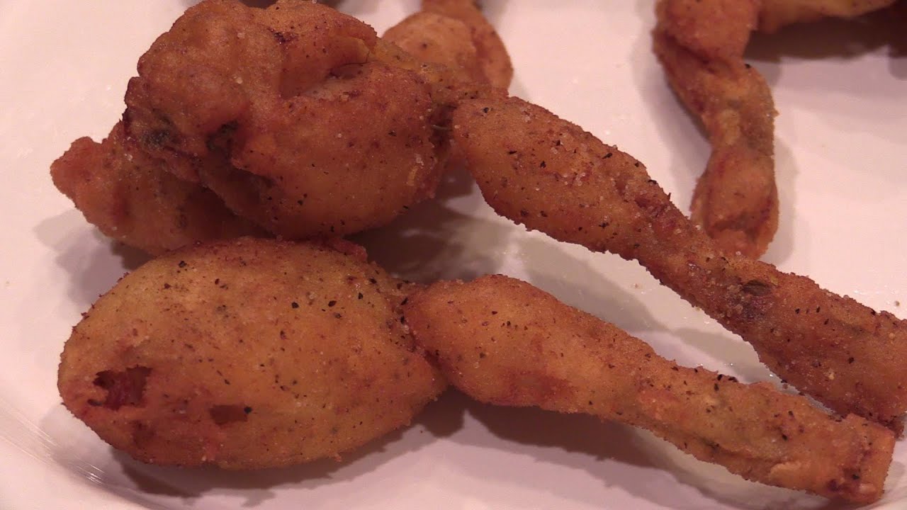 Жареные лягушачьи лапки — классика каджунской кухни