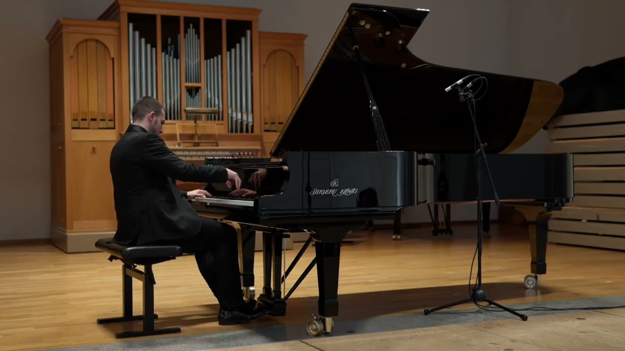 Luca Cianciotta: Sergej Rachmaninoff - Variations on a theme by Corelli, Op. 42
