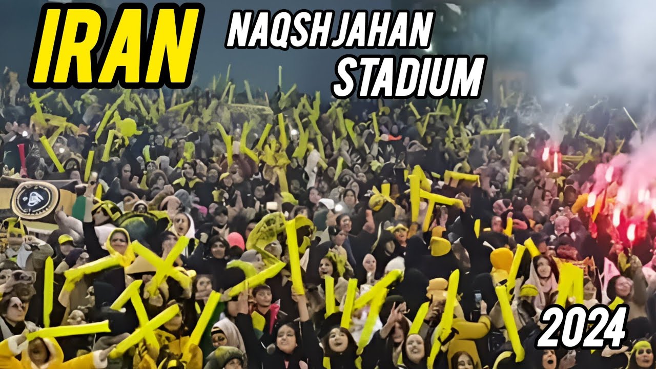 .🇮🇷 The atmosphere of Naqsh Jahan Stadium in Isfahan: one of the largest stadiums in the Middle East