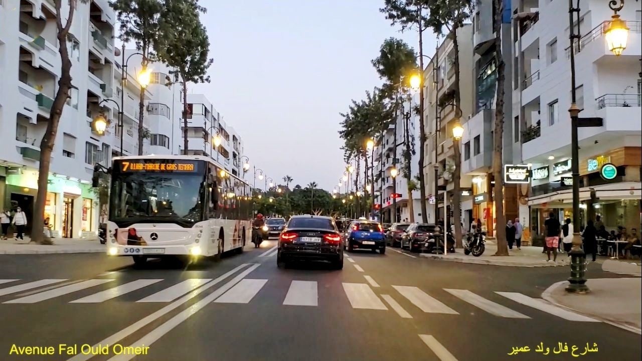 RABAT شوف جولة روعة بأكدال بين فرنسا والأمم المتحدة والرباط سانتر وفال ولد عمير مجمع العشاق والزوار