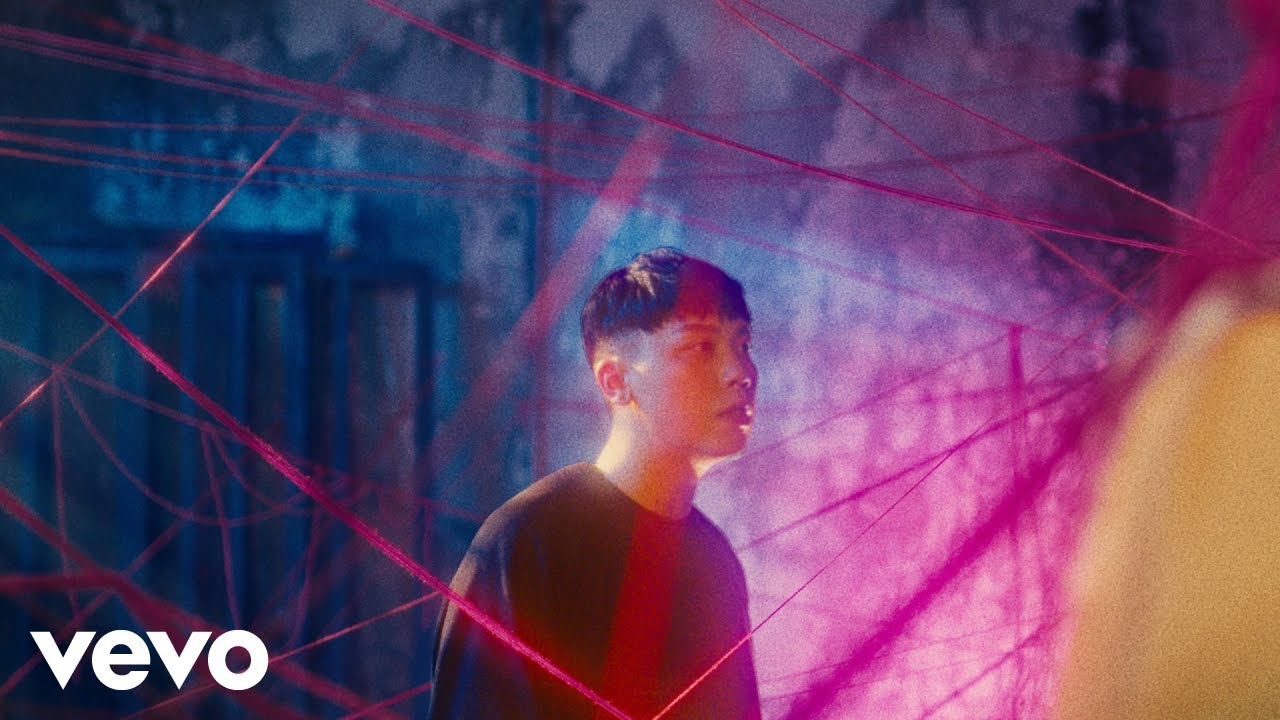 ZYING - Smokin' Cold (Official Music Video)