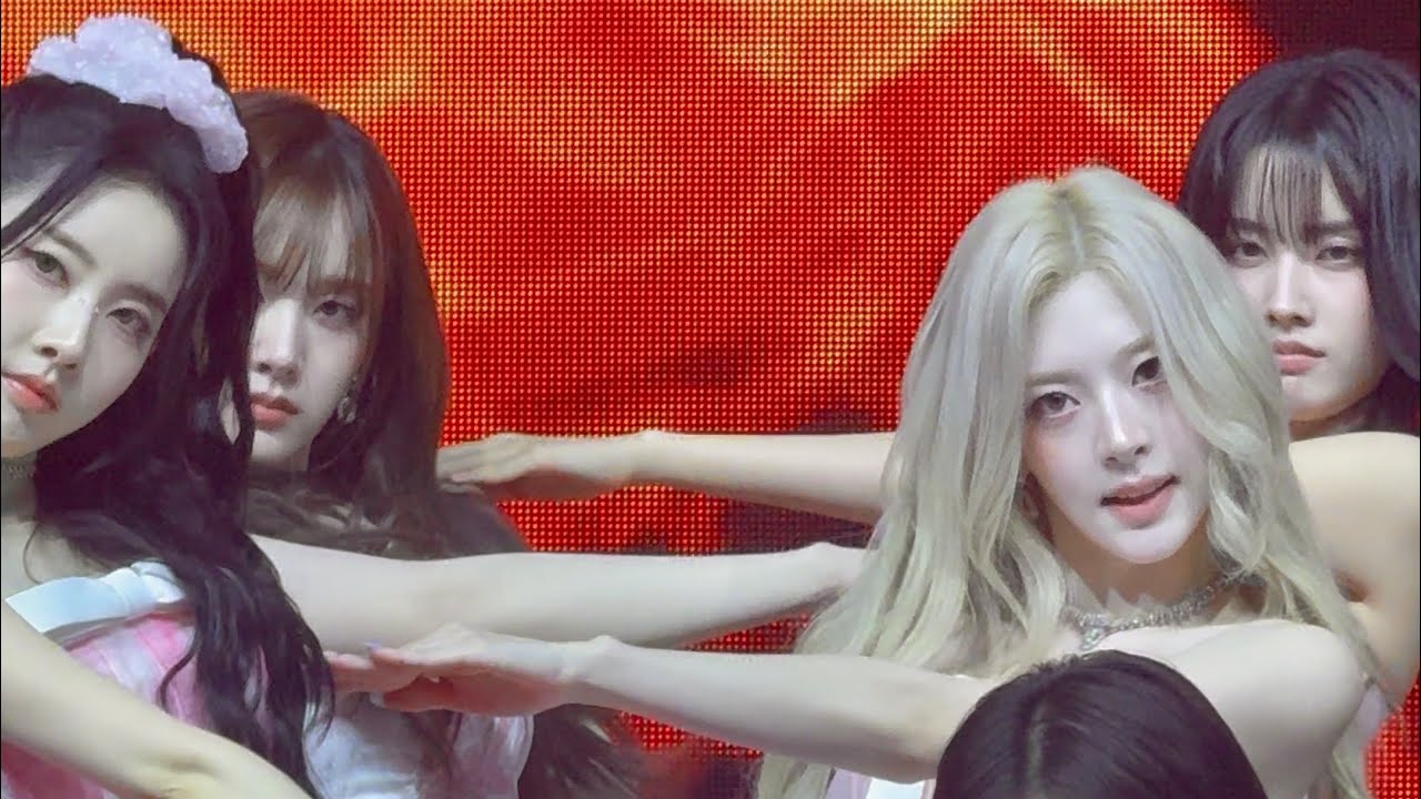 251007 STAYC ‘SO BAD’ Fancam (스테이씨 직캠) @ 2025 STAYC TOUR [STAY TUNED] Los Angeles