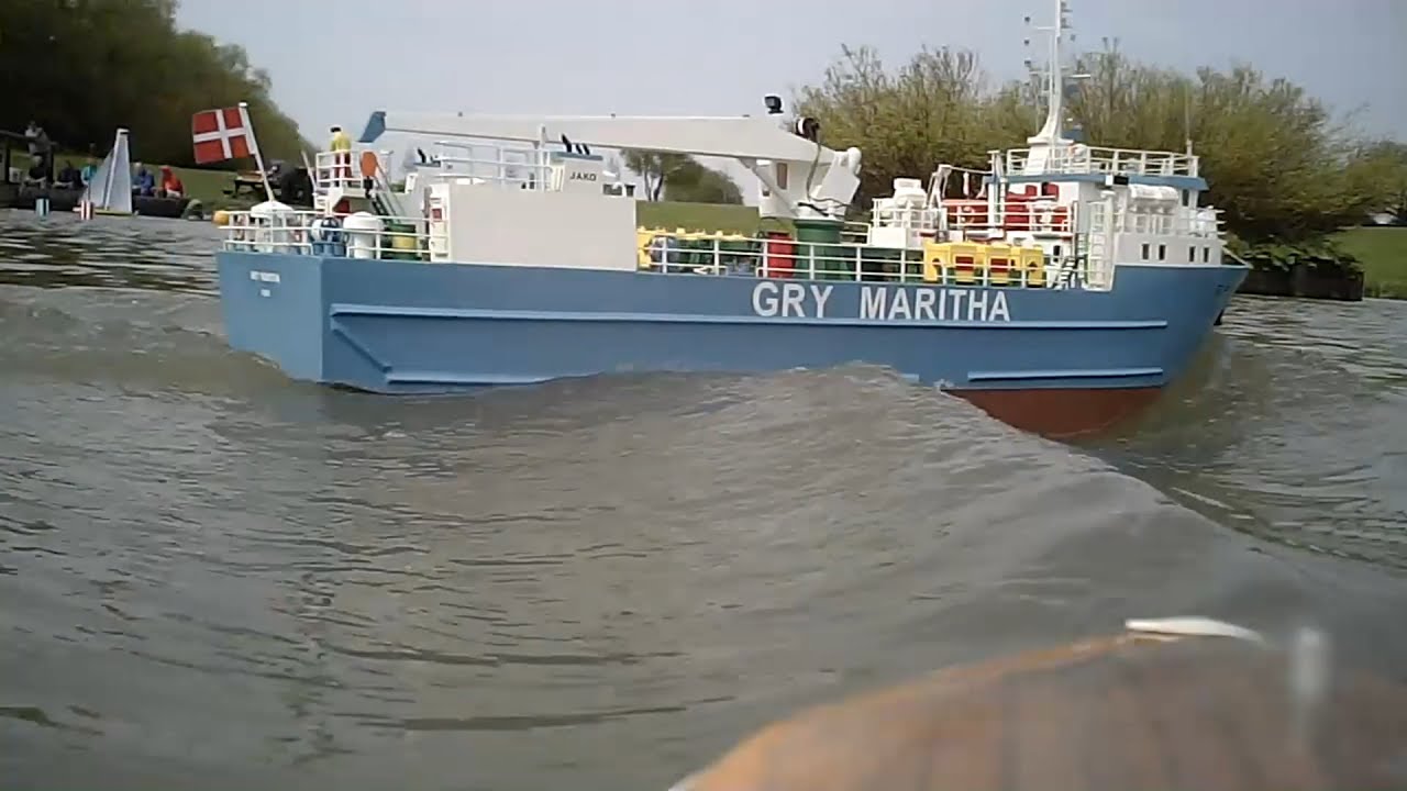 Model slipway - Gry Maritha - scale model RC boat - VMK