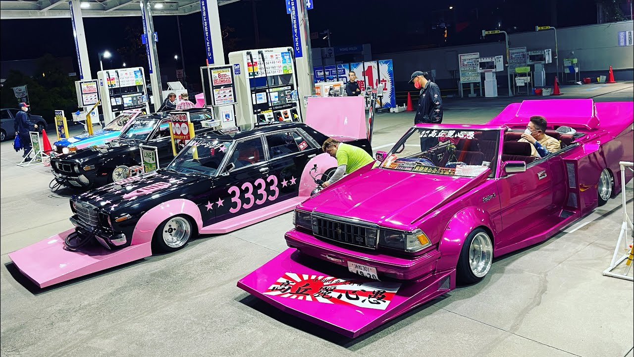 Japanese bousozoku cars (bosozoku)