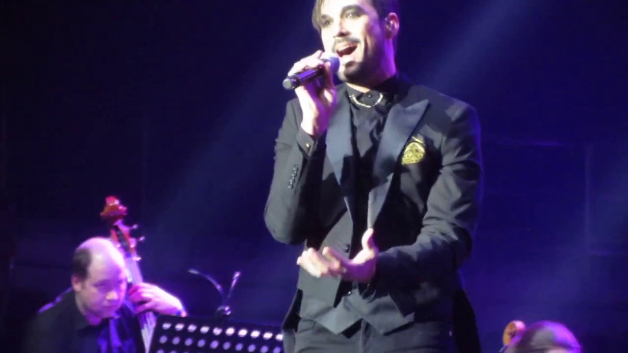Florent Mothe - L'assasymphonie (Mozart l'Opera Rock, Saint-Pétersbourg, 15/03/2017)