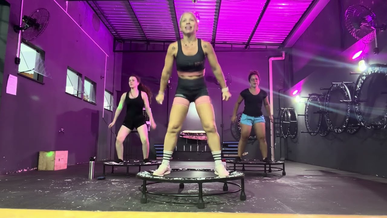 Movimiento #jumpbycarina #borapular 