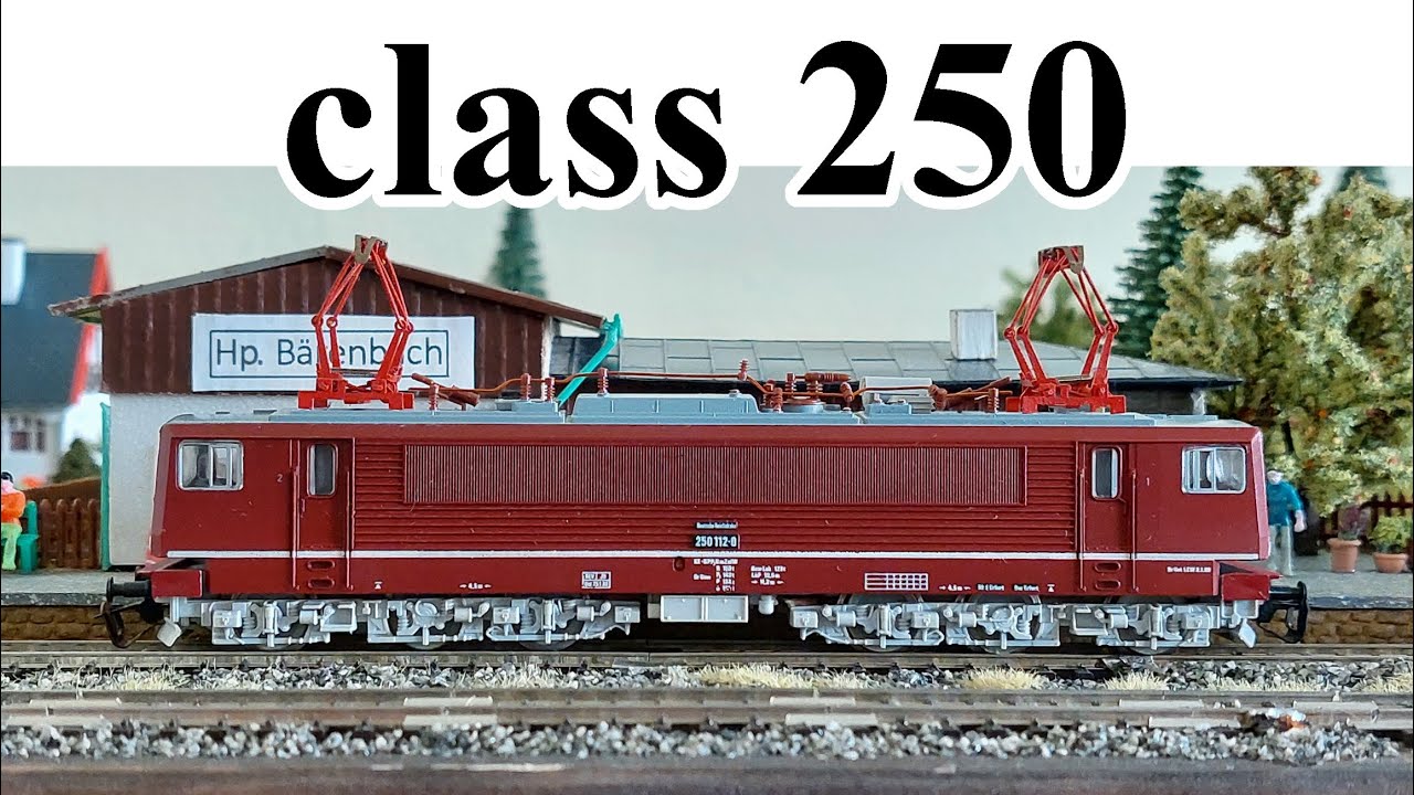 electric locomotive class 250 (DR)  -  gauge TT  -  model and reality