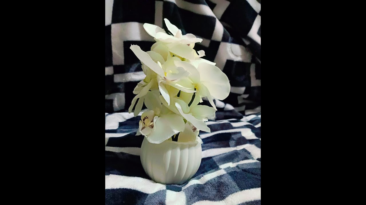 White Flower Scratching | Deep Tingling | 3D Sound Sensation | Ear to Ear