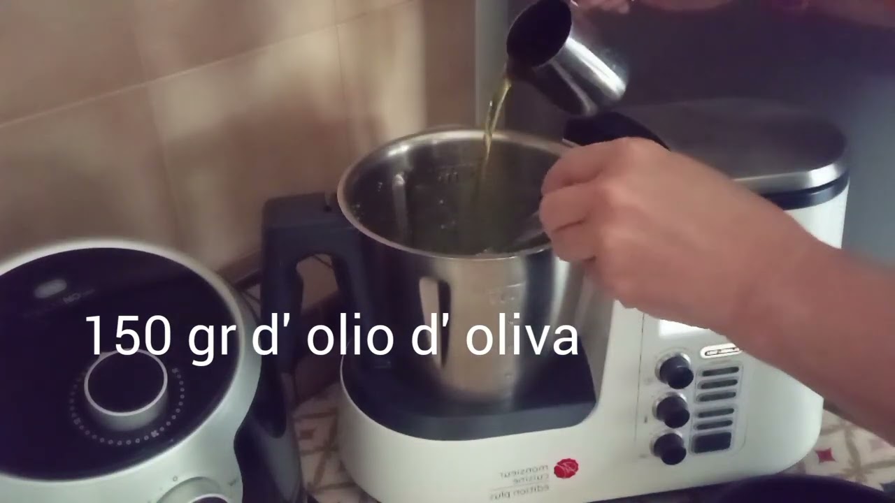 Pesto di basilico -monsieur cuisine-