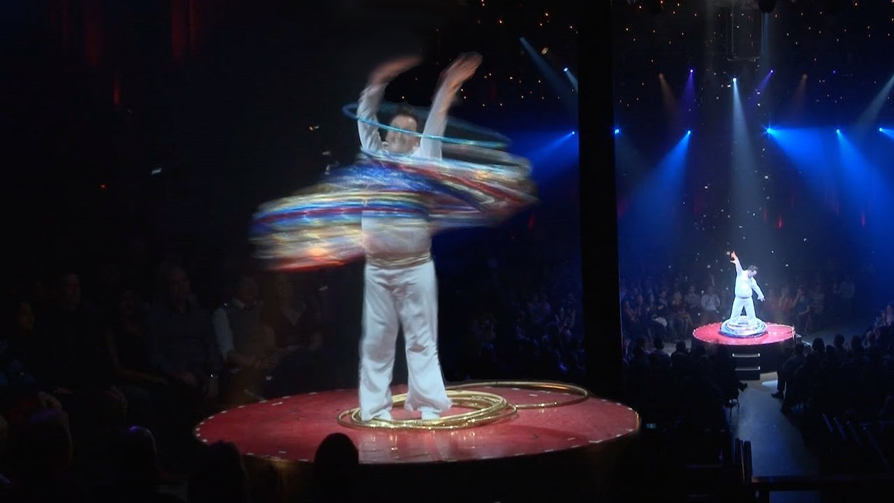 Elvis finale in La Soir&eacute;e by Craig Reid aka The Incredible Hula Boy