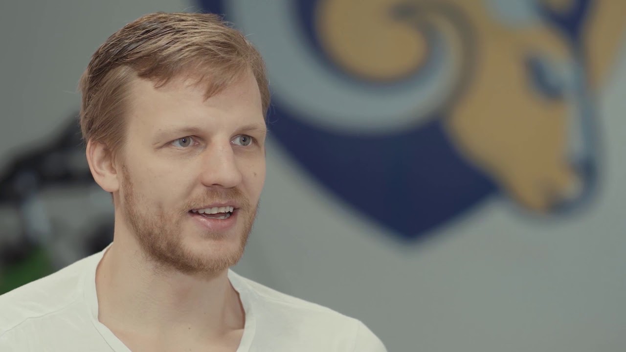 Ralfs Freibergs par Zlinas pilsētu, komandu un ledus arēnu!