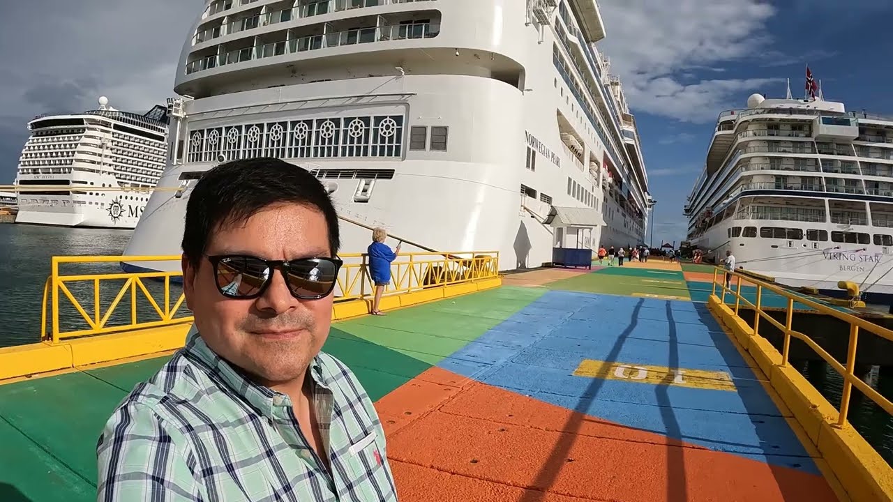 Norwegian Pearl - Puerto Limon, Costa Rica. Walking around the port. November 2022