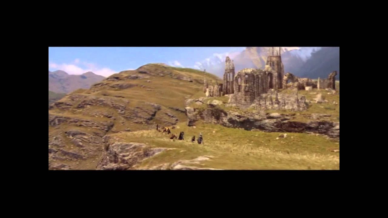 Lord of the Rings - Holding Out For A Hero.wmv