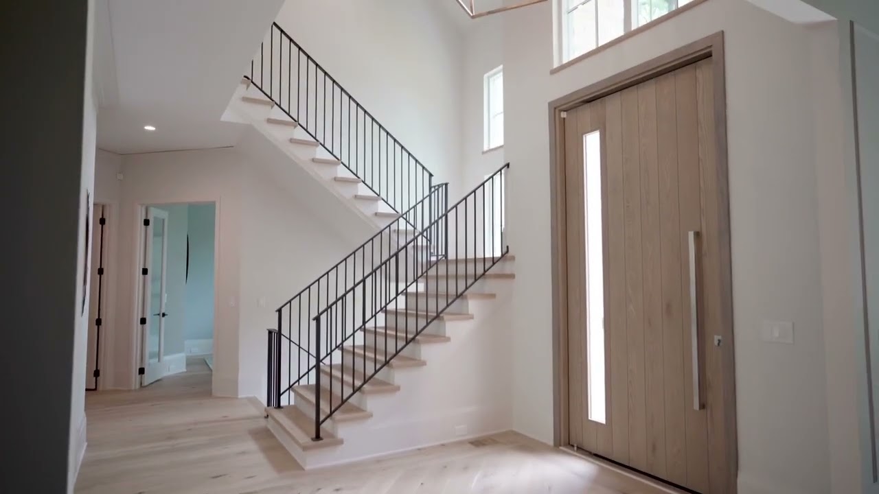 921 Heards Ferry Road NW, Sandy Springs, GA 30328