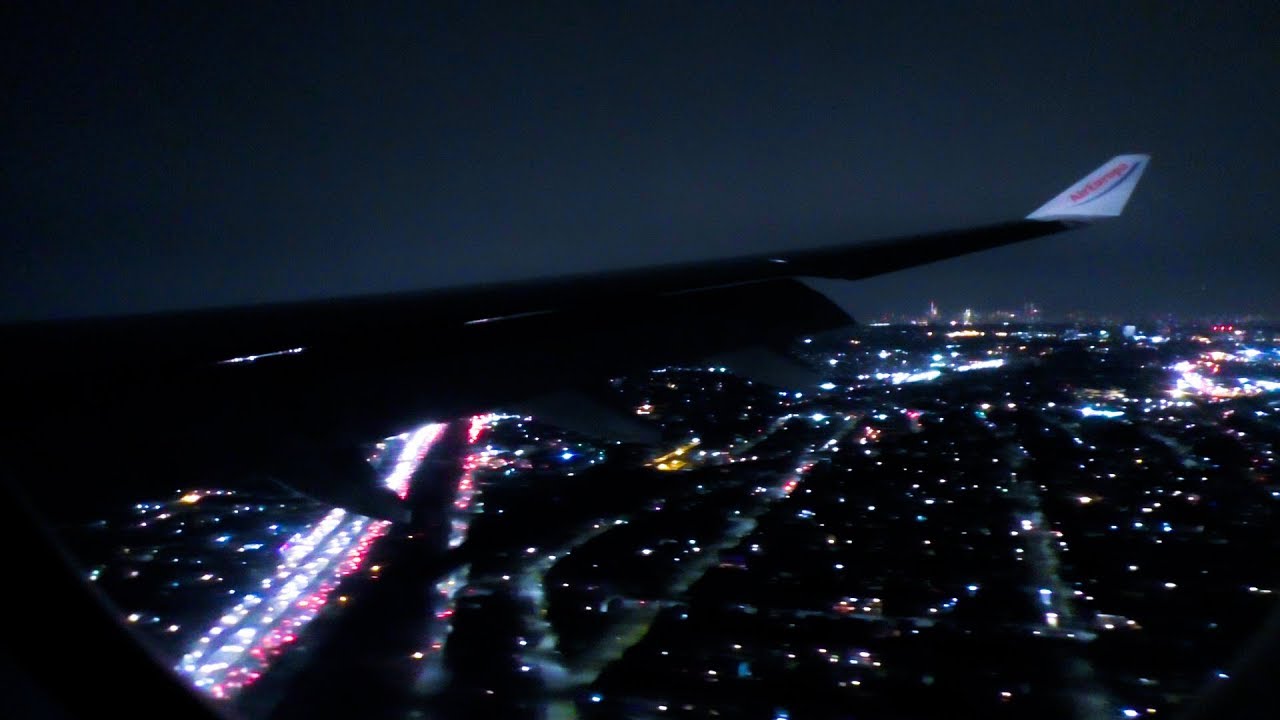 Air Europa A330-200 Evening Landing at New York JFK Airport! | EC-MAJ